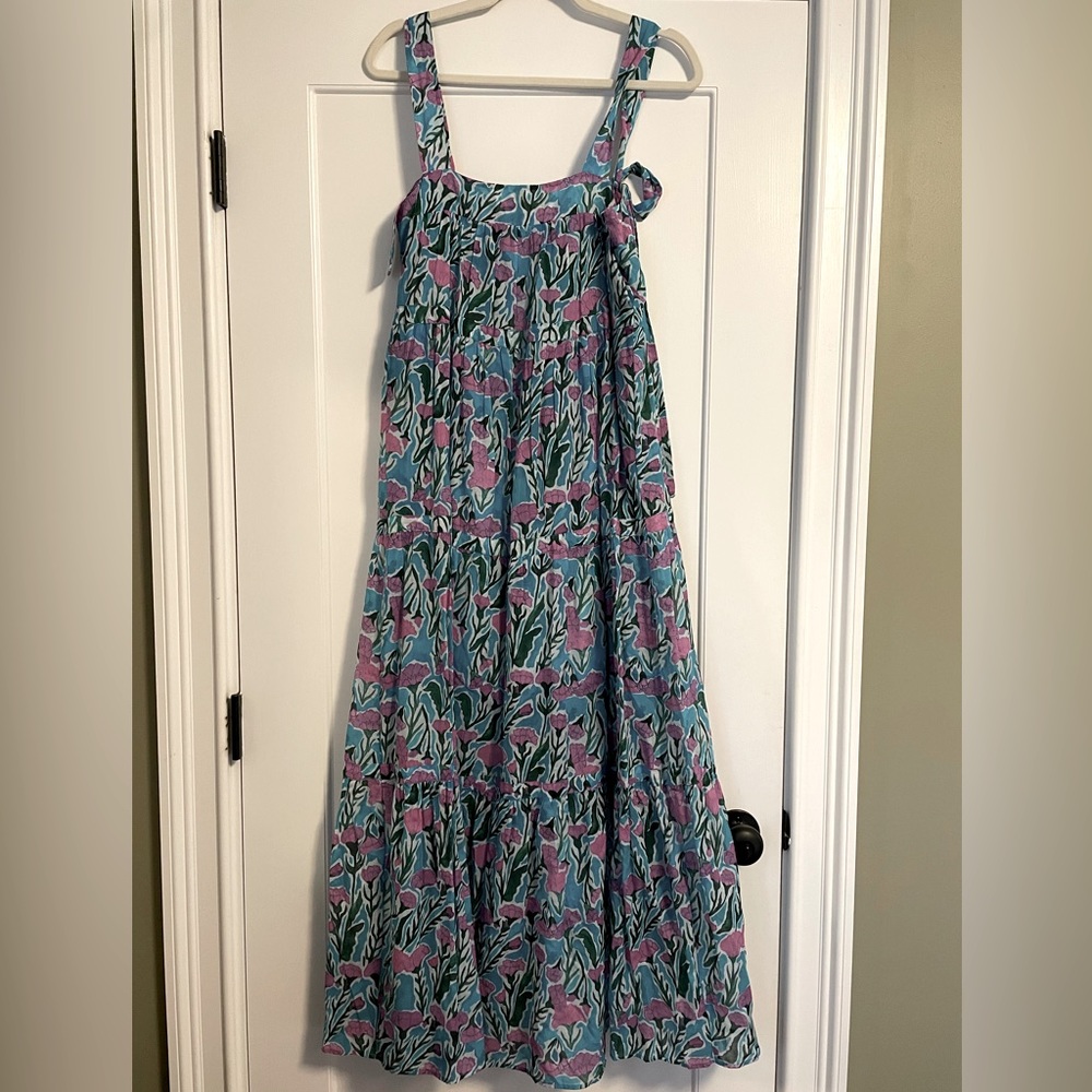 Beautiful Flowing Summer Dress